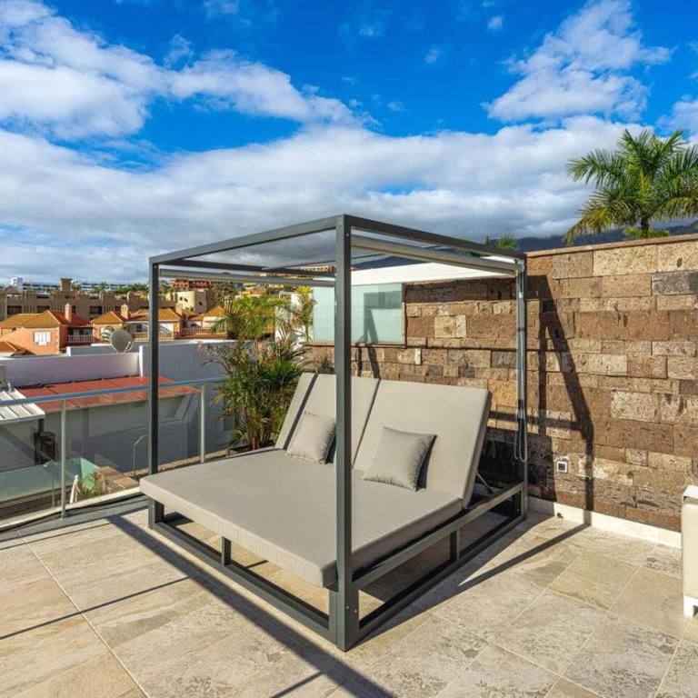 Prime location 5-bedroom villa, Playa Del Duque - Casa - 56