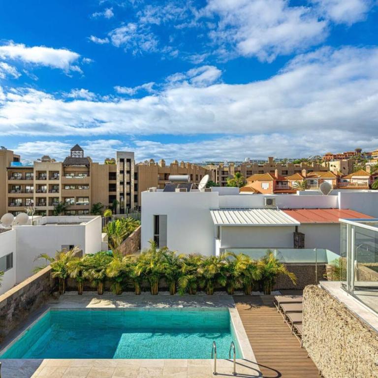 Prime location 5-bedroom villa, Playa Del Duque - Casa - 60