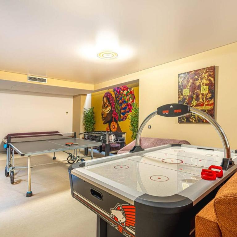 Prime location 5-bedroom villa, Playa Del Duque - Casa - 69
