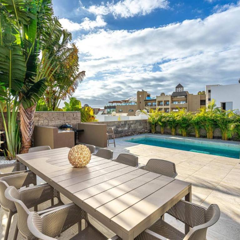 Prime location 5-bedroom villa, Playa Del Duque - Casa - 72