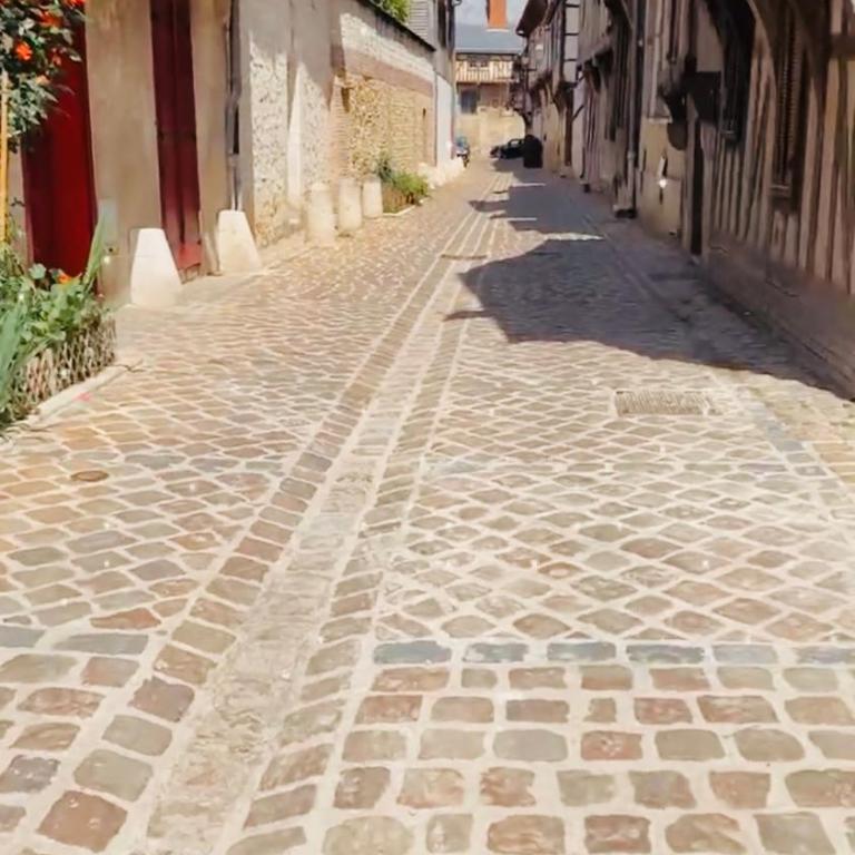 T2 Cosy avec jardin et parking gratuit à Troyes - Apartment mit 1 Schlafzimmer - 12