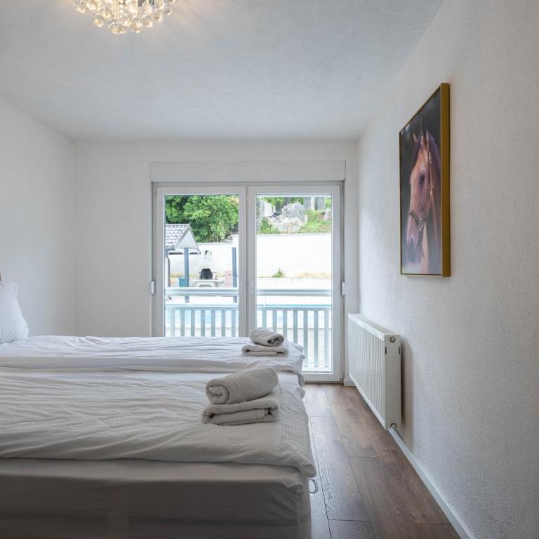 Lumina Residence - Two-Bedroom Apartment with Terrace - 23