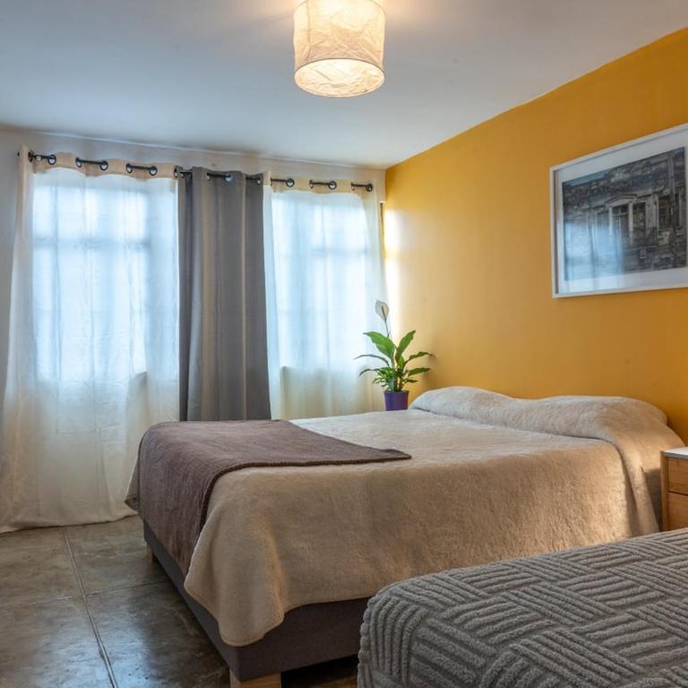 Spectacular 1950s house, centrally located and cozy - One-Bedroom House - 6