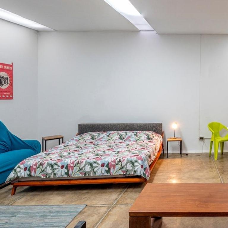 Spectacular 1950s house, centrally located and cozy - One-Bedroom House - 11