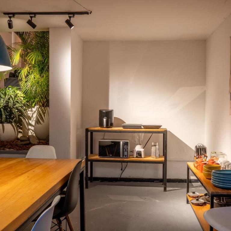 Spectacular 1950s house, centrally located and cozy - One-Bedroom House - 13