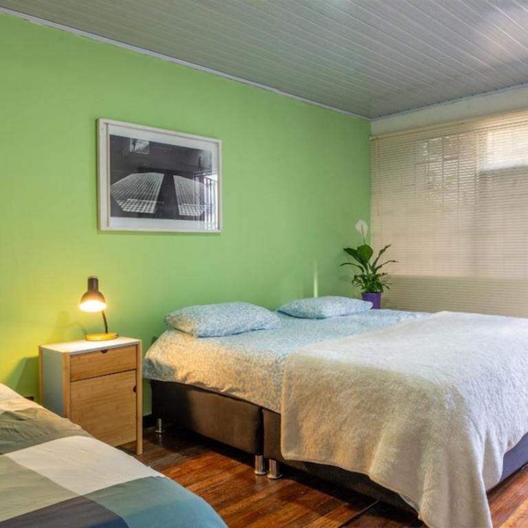 Spectacular 1950s house, centrally located and cozy - One-Bedroom House - 21