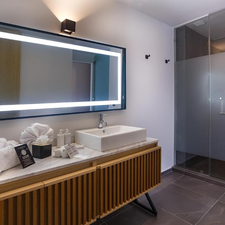 Hotel Luure Bosque Real - King Suite - 1