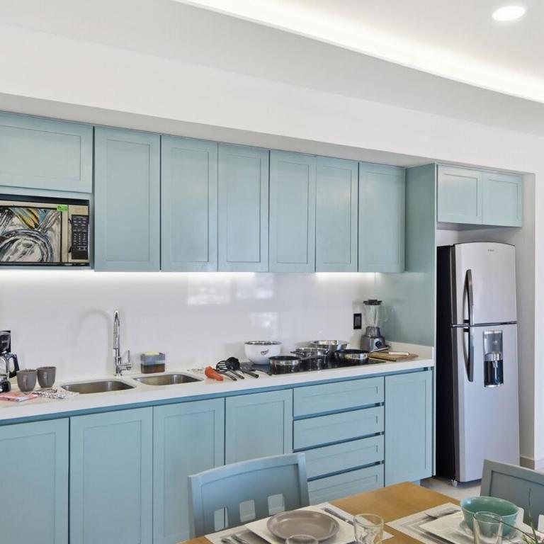 New Lux Tower with Double King bed great Views on the Malecon - Three-Bedroom Apartment - 11