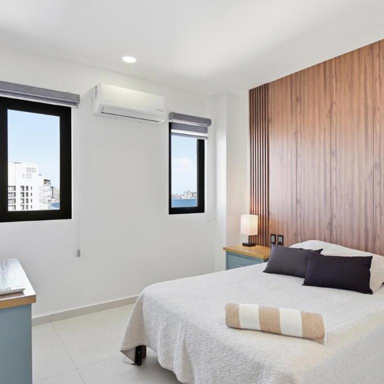 New Lux Tower with Double King bed great Views on the Malecon - Three-Bedroom Apartment - 45