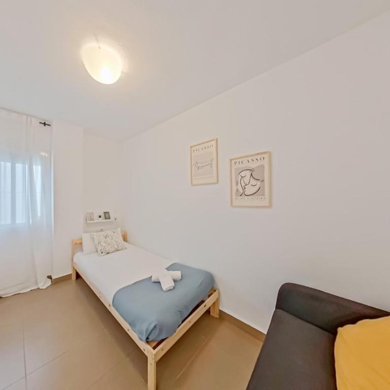 Amplio apartamento en el centro de Málaga con parking privado incluido - Apartamento de 3 dormitorios - 31