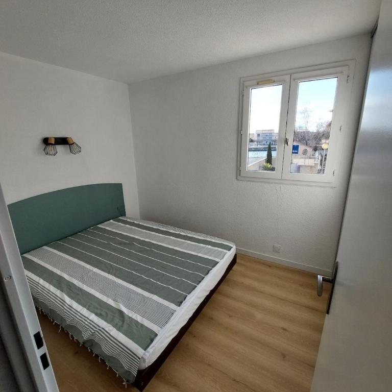 Maisonnette en duplex avec piscine et clim proche de la plage - Appartement 2 Chambres - 11