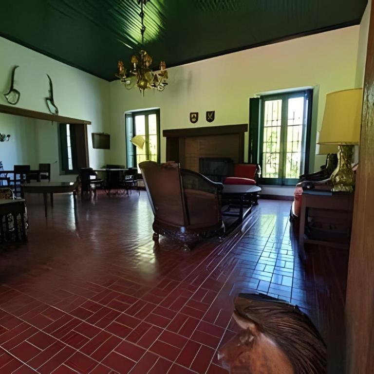La Diferencia Historic Estate Pool and Vineyard - Quadruple Room with Bath - 27
