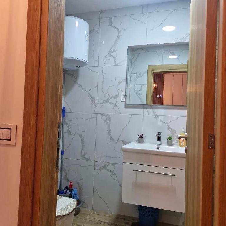 Apart-Hotel Antique 10 - One-Bedroom Apartment - 17