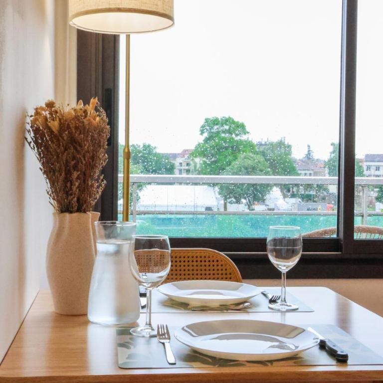 La Rive - Vue panoramique, climatisation, parking, terrasse, centre ville et thermes à pied - Appartement 1 Chambre - 24