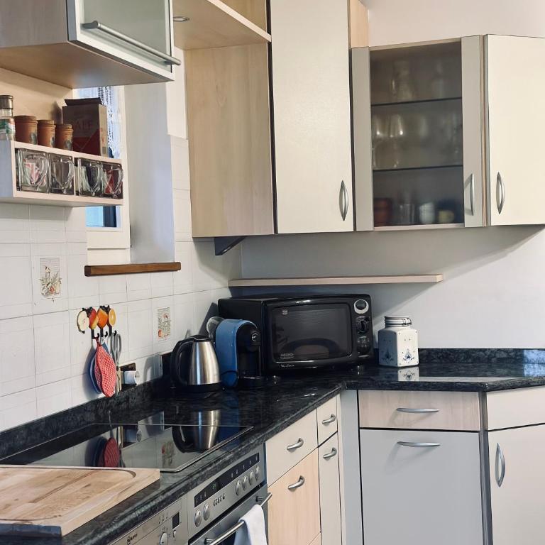 Casa Lagoraiview - Three-Bedroom Apartment with Mountain View - 5