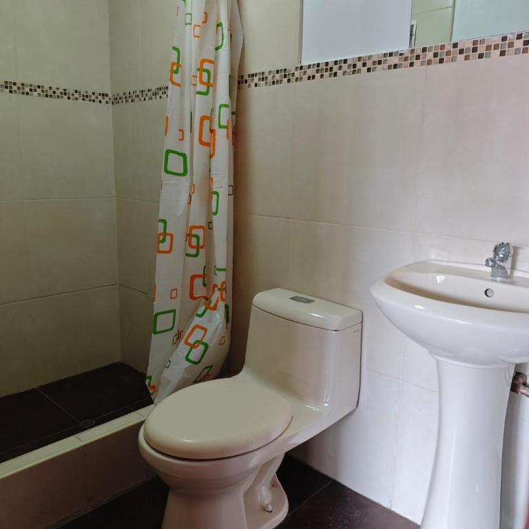 habitacion centro Oxapampa O - Apartamento de 1 dormitorio - 4