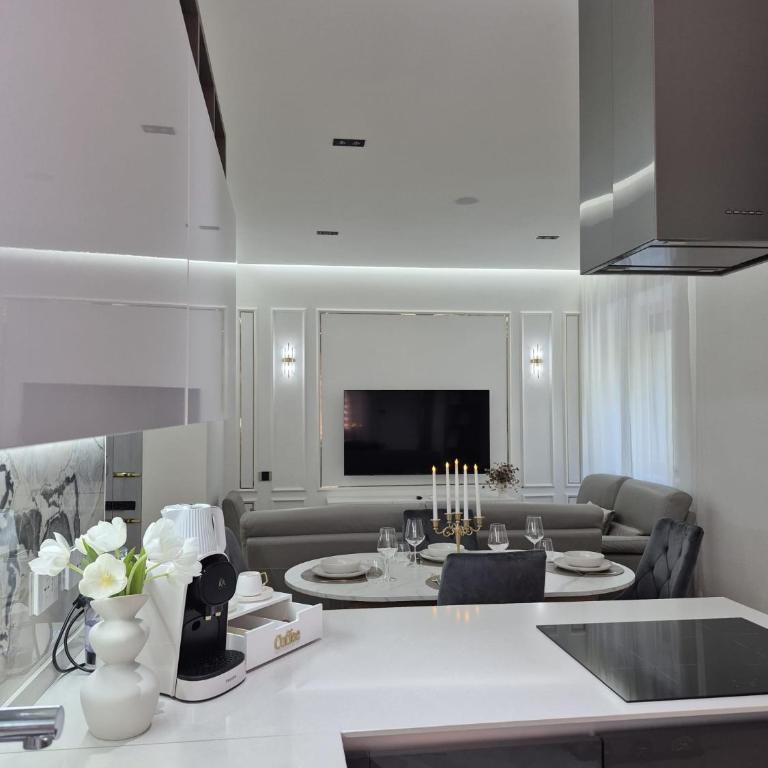 Aurum Residence - One-Bedroom Apartment - 18