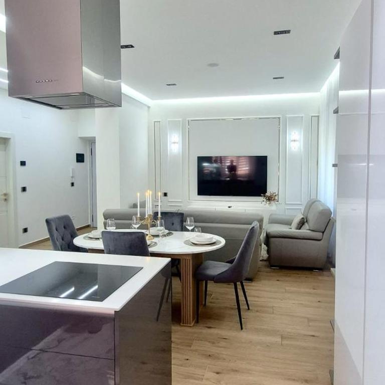 Aurum Residence - One-Bedroom Apartment - 17