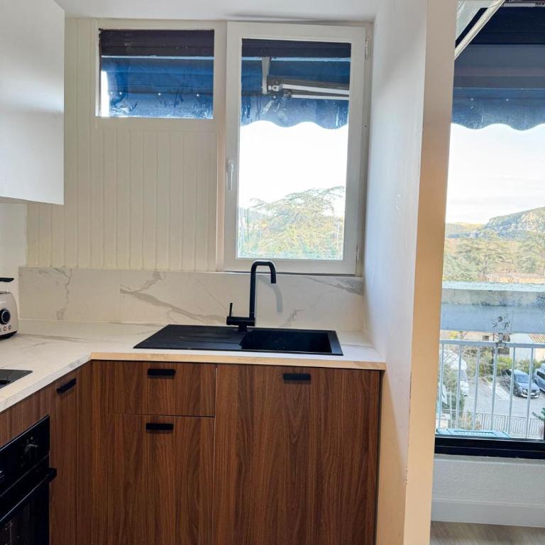 King Size 180x200 - Air Conditioning - Modern - Apartamento de 1 dormitorio - 17