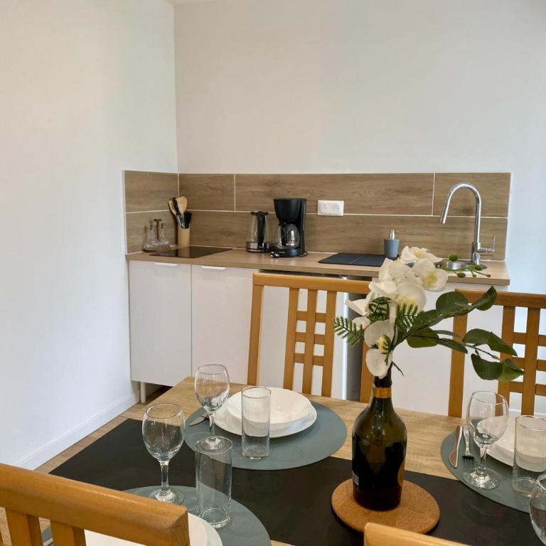 Jasmin - Two-Bedroom Apartment - 9
