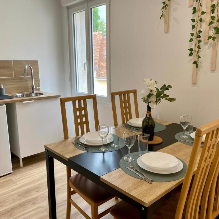 Jasmin - Two-Bedroom Apartment - 12