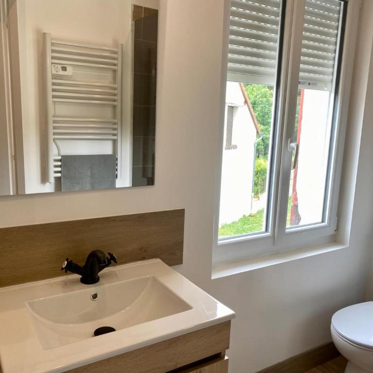 Jasmin - Two-Bedroom Apartment - 41