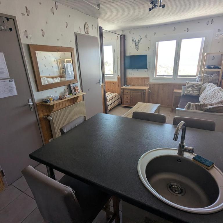 Appart PIED DE PISTE Vue Imprenable - Two-Bedroom Apartment - 3