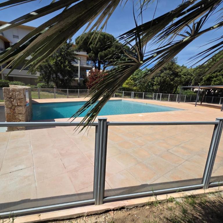 Appartement 2 pièces 5 couchages CALVI - Appartement avec Terrasse - 8