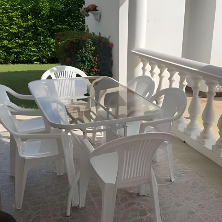 Casa con Piscina Privada, Air Hockey y Bolirana - Casa Vacacional de 3 dormitorios - 31