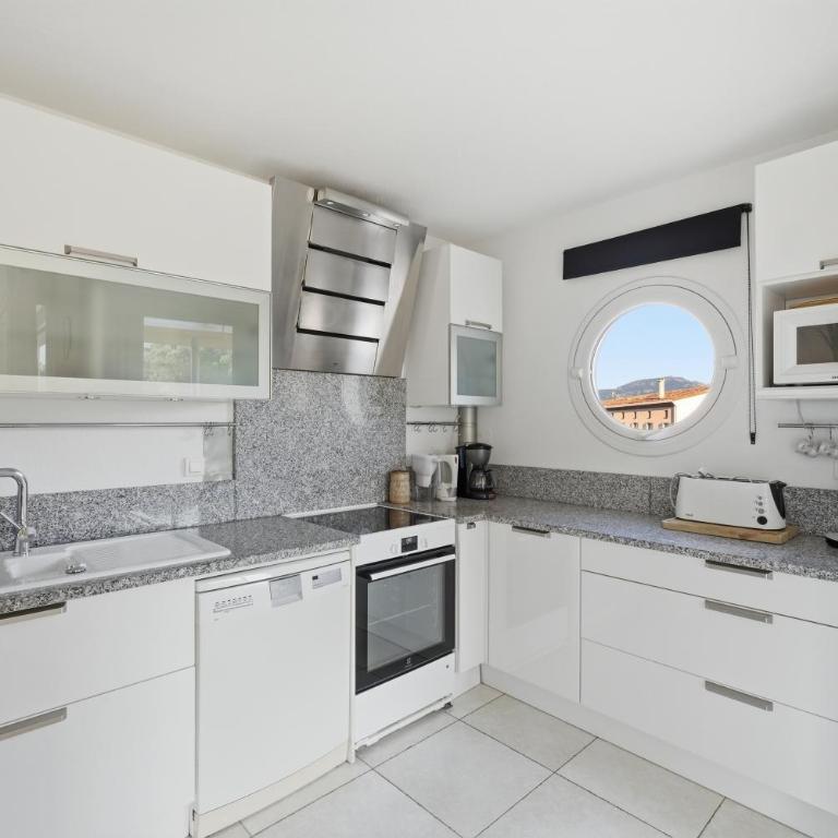 Appartement 2 pièces 5 couchages CALVI - Appartement avec Terrasse - 9