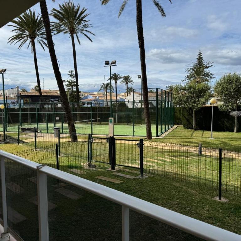 Bajo con jardin junto a la playa - Apartamento de 2 dormitorios - 12