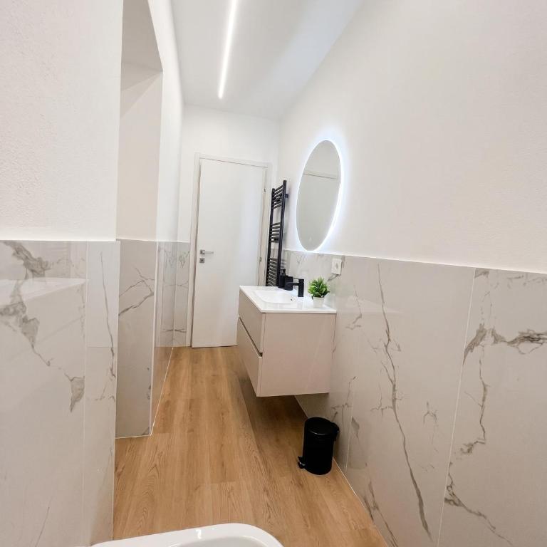 Genoa Marine Apartment - Appartamento con 2 Camere da Letto - 20