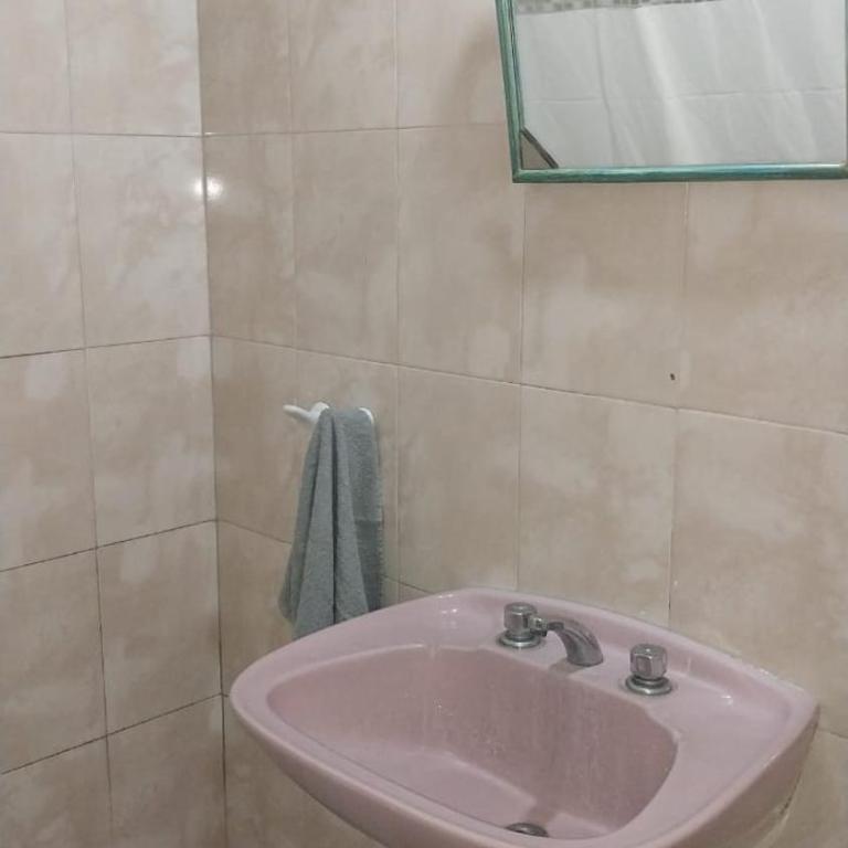 Hospedaje "Doña Tomasa" -A 15 minutos del aeropuerto -Parking - Apartamento de 1 dormitorio - 7