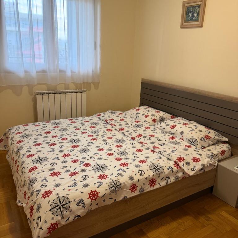 Great location two bedroom apatment ''MAXIM''-GARAGE 5EUR PER DAY - Two-Bedroom Apartment - 24