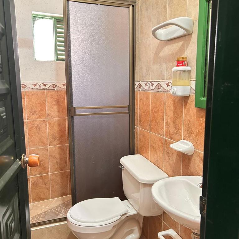 Hotel V Luxe - Habitación Cuádruple con baño privado - 4