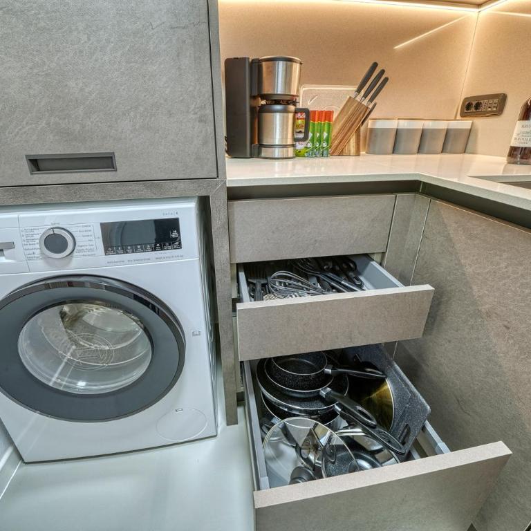 City CENTRAL Apartment - via Panoramica 38 - MALCESINE - Pool & Amazing Lakeview - Appartamento con 1 Camera da Letto - 7