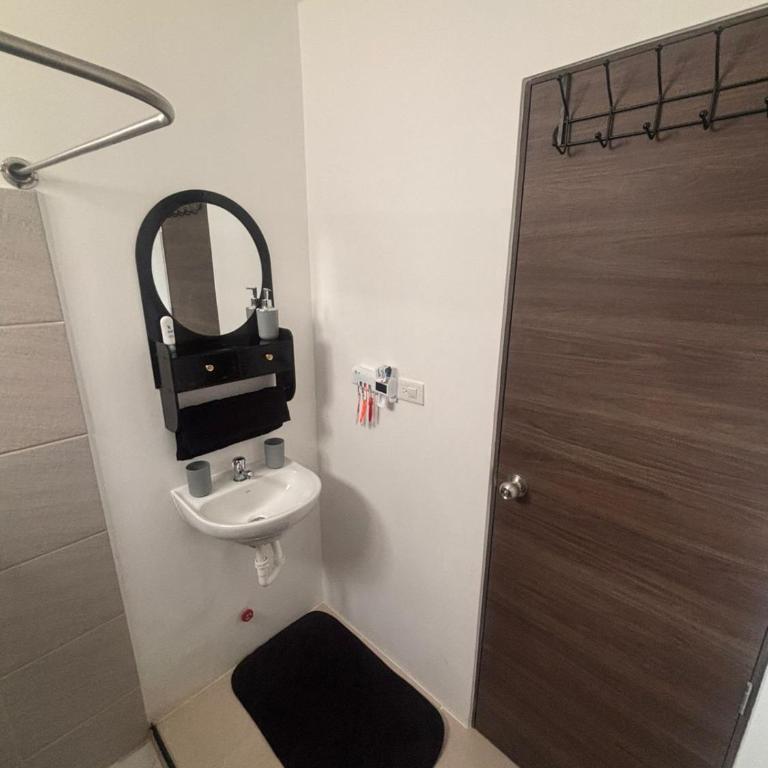 Casa Via a la Costa Guayaquil - Two-Bedroom Villa - 9
