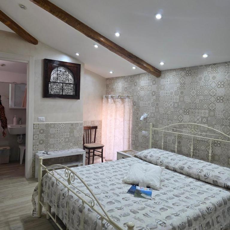 La Perla Del Tirreno - Deluxe Double Room - 8