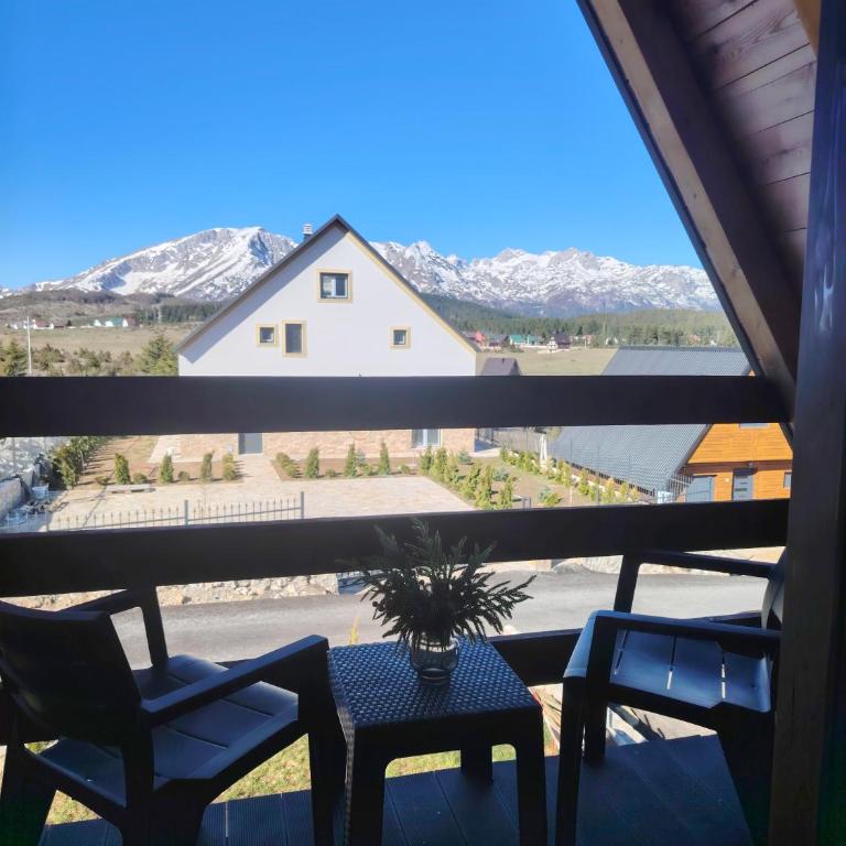 Durmitor sky - Two-Bedroom House - 9