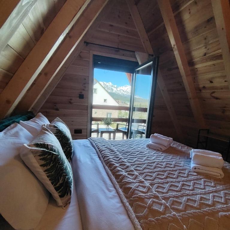 Durmitor sky - Two-Bedroom House - 10