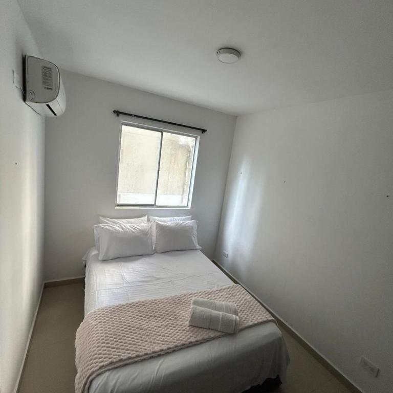 Cartagena Family Apartment - Two-Bedroom Apartment - 8