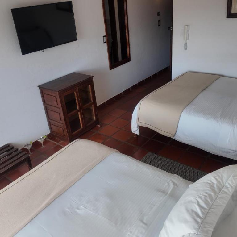 Hotel Mesón de los Virreyes - Habitación Cuádruple Estándar - 10