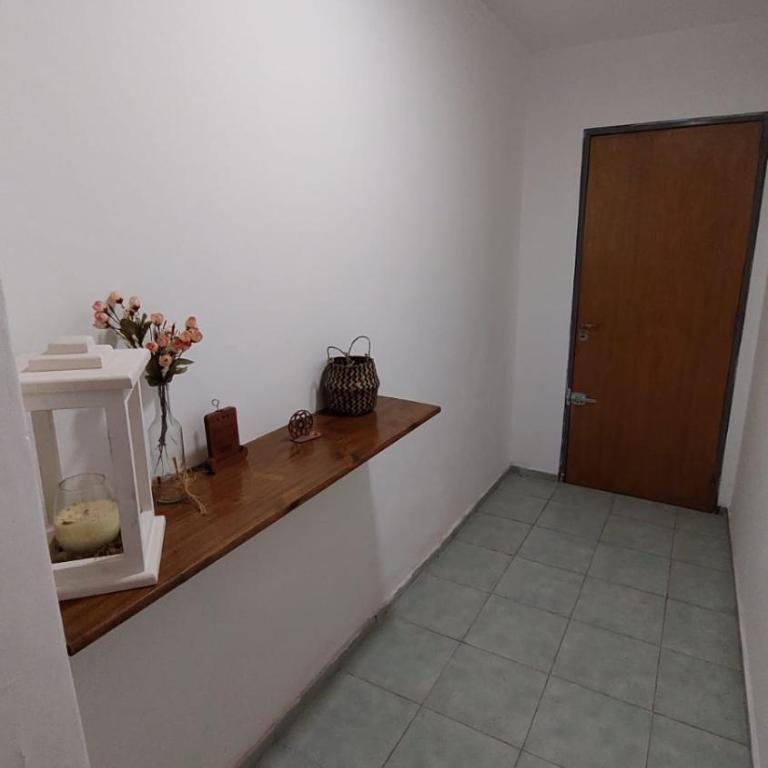 Departamento en Barrio Alberdi - One-Bedroom Apartment with Balcony - 6
