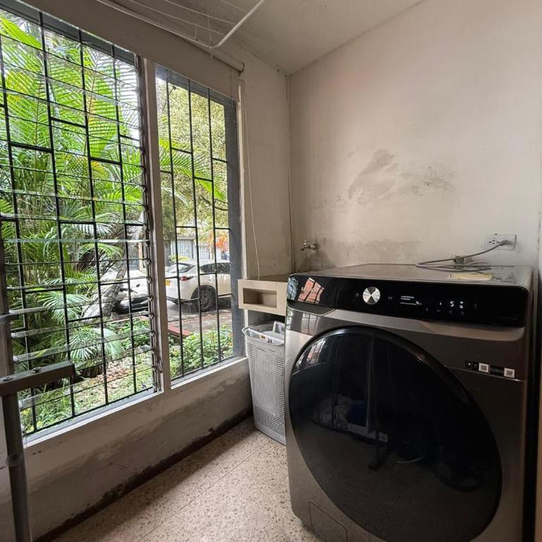 Alojamiento en Medellín, permite mascotas y tiene puesto de trabajo ONE102 By Roots Rentals - Apartamento de 1 dormitorio - 14