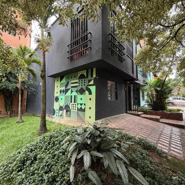 Apartamento privado con patio interno en Medellín ONE103 By Roots Rentals - Apartamento de 1 dormitorio - 8