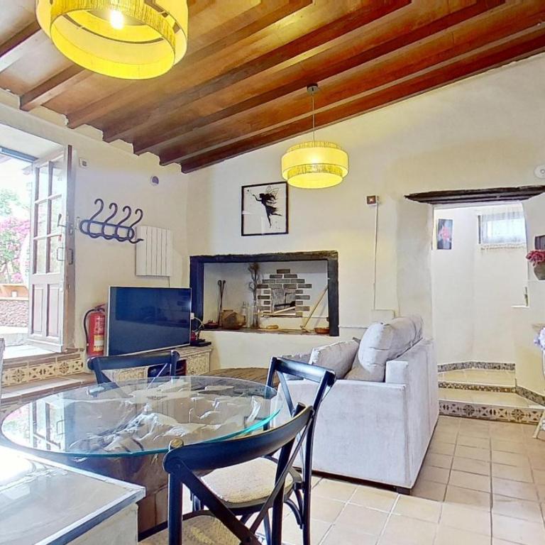 Finca Paraiso Casa Rural Tenerife Ecoturismo - Habitación Doble Deluxe con acceso a la piscina - 1 o 2 camas - 33