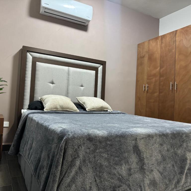 Departamentos Modernos con Alberca y Excelente Ubicación - One-Bedroom Apartment - 8