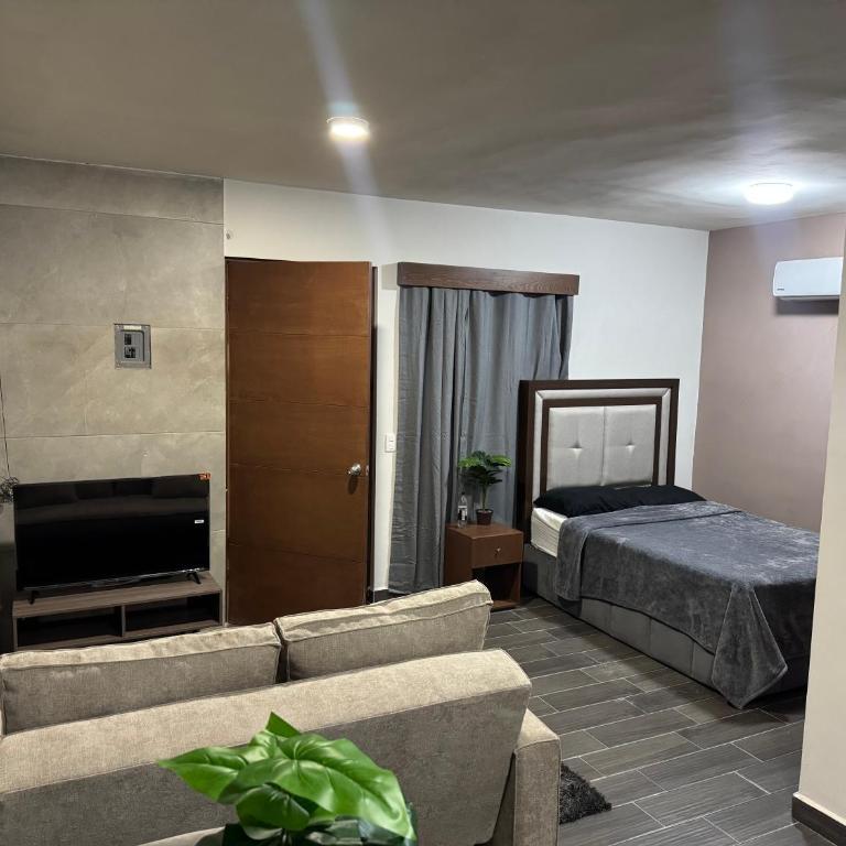 Departamentos Modernos con Alberca y Excelente Ubicación - One-Bedroom Apartment - 23
