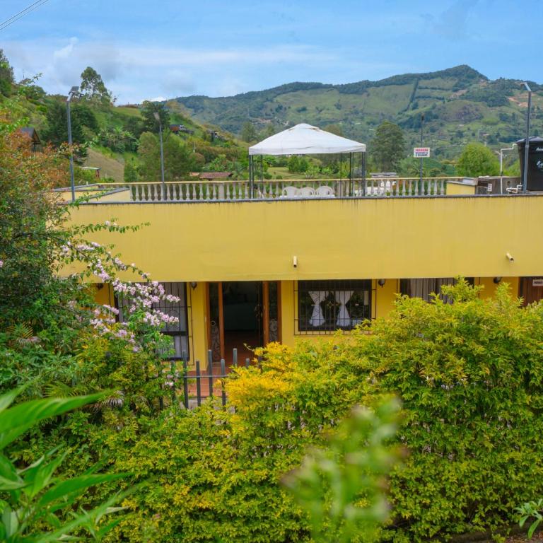 Hermosa casa de campo en GUATAPÉ - Three-Bedroom House - 15