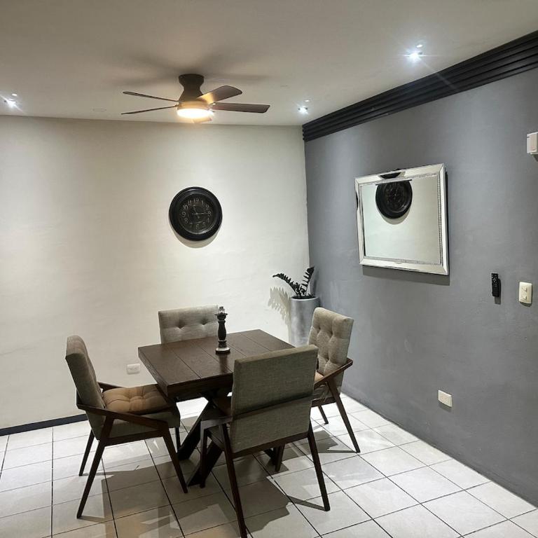 Entire house close to BBVA Stadium - Two-Bedroom Apartment - 5